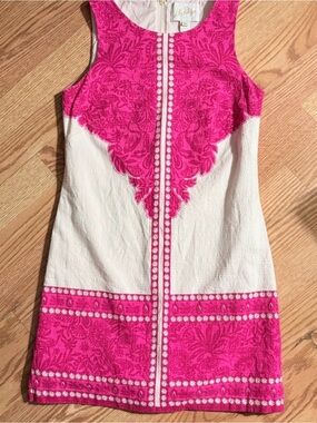 Lilly Pulitzer Sleeveless Skirted Romper With Bright Pink Lace Gold Label
